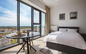Luksusowy apartament z widokiem, basenem i sauną Hanza Tower Szczecin